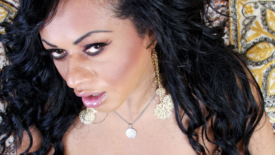 Shayla Naughty Stroker