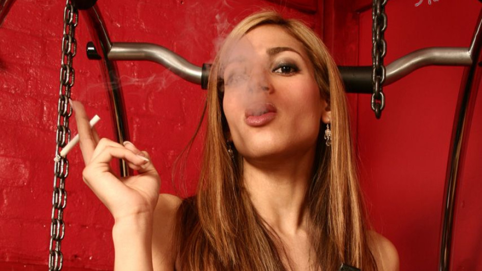 Athena Kinky Smoker